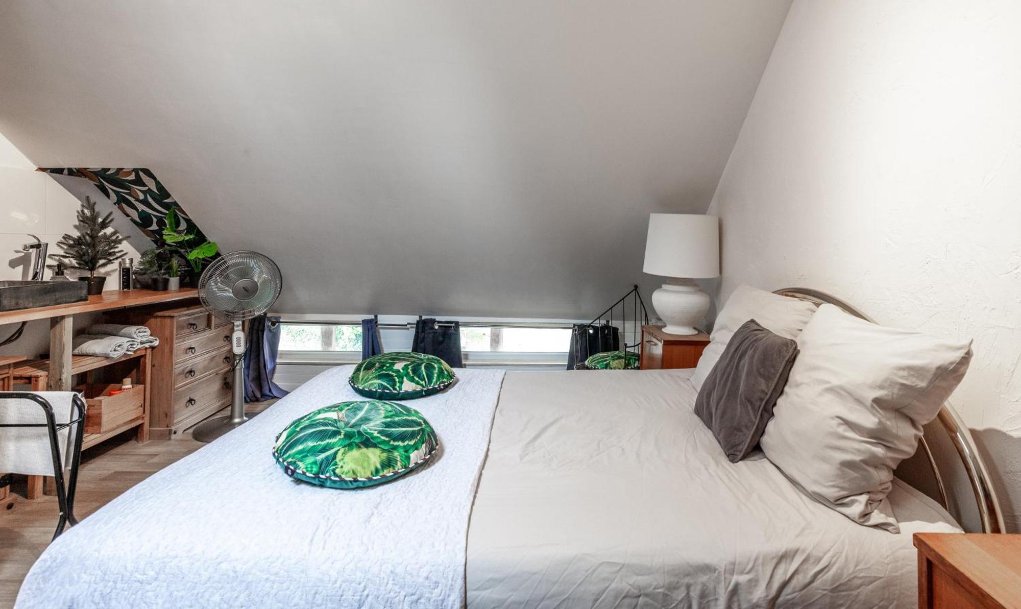 Cedric Guesthouse Sainte-Escobille Eksteriør billede